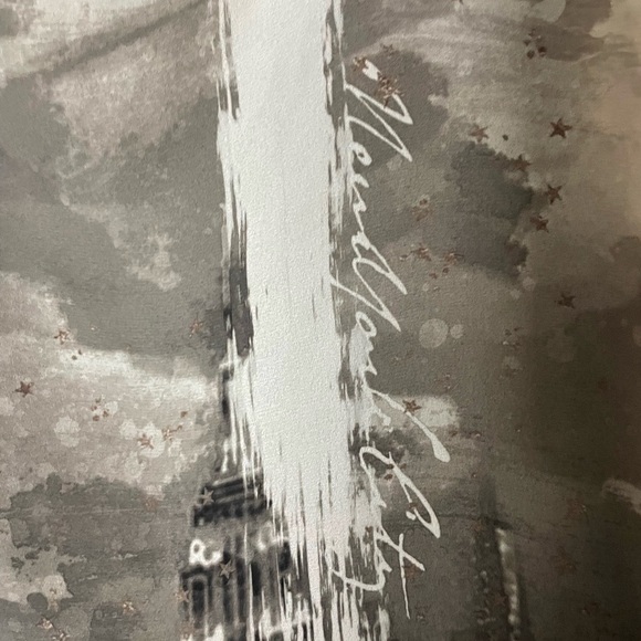 Abercrombie and Fitch Graphic Tunic T-Shirt - Picture 2 of 8